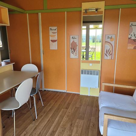 Camping Les Hirondelles Bourg-Sainte-Marie Exterior foto